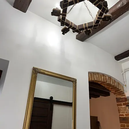 Apartment Cozy Loft в самому центрі львова