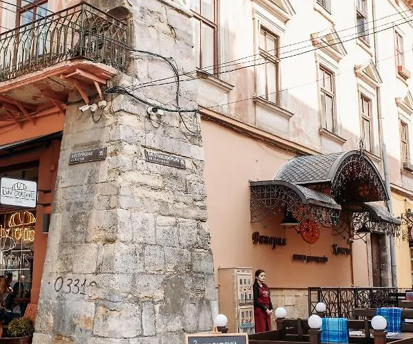 Cozy Loft в самому центрі львова